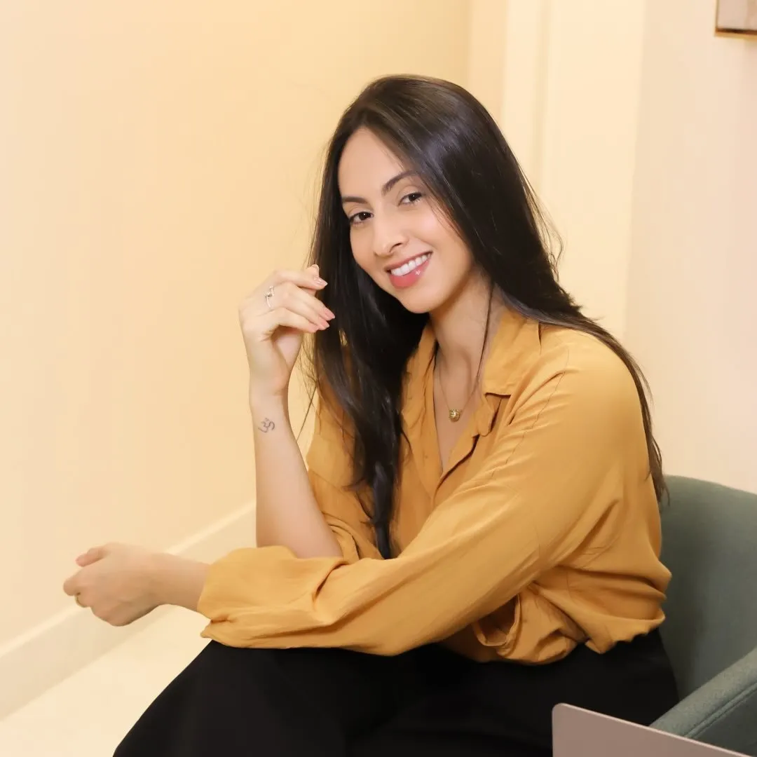 Dra. Nayara Guimarães